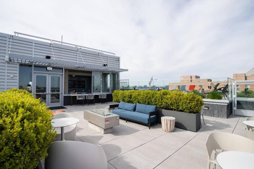 Stylish Condo At Clarendon With Rooftop Views Арлінгтон Екстер'єр фото